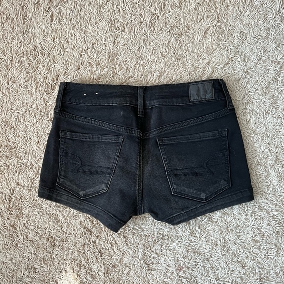 Black American Eagle Super Stretch Shortie Shorts - Picture 2 of 7